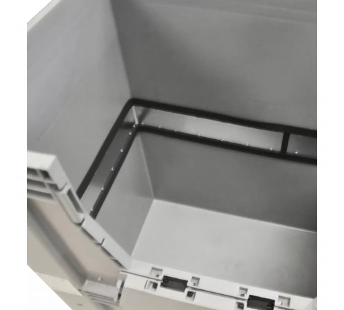 1050 литров. Контейнер для перевозки